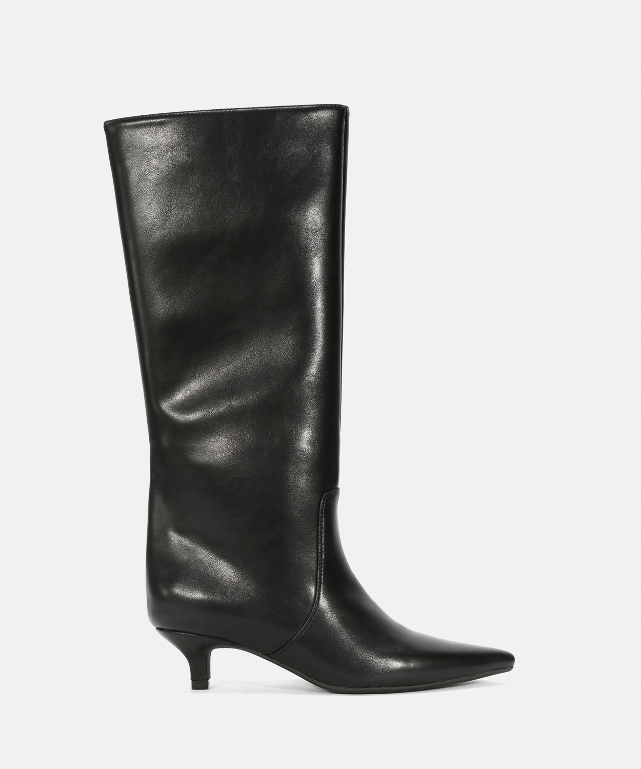 Botas altas pretas salto kitten